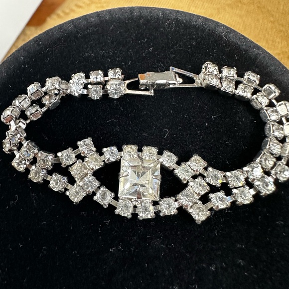 Super sparkly rhinestone bracelet - Picture 2 of 2